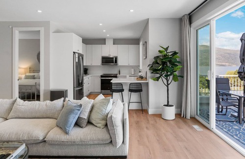 Central Okanagan House | Brand new 2-bed 2-bath suite, 1-min walk to beach
