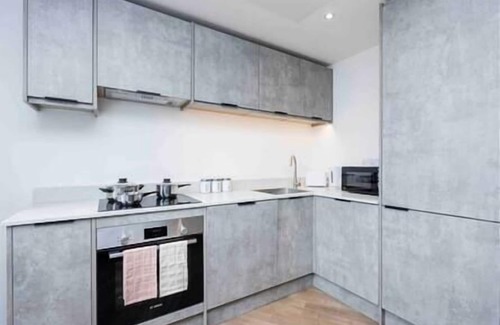 Luton Apartment | Brand NEW 2 bed Apartment - FREE WIFI!