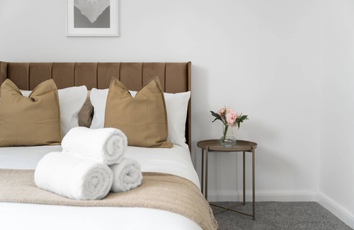 Luton Apartment | Brand New, 2 Bed Penthouse Apartment in Luton 49