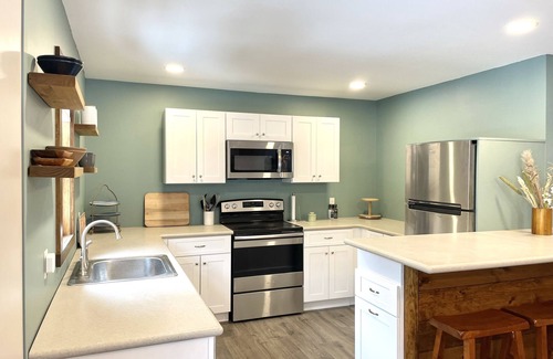 Stowe Area Ski Chalet | Brand new 2-bedroom chalet with new private 6 person hottub