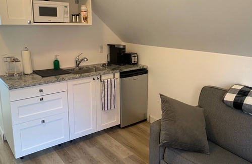 Kingston House | Brand New 2 Bedroom Downtown Kingston