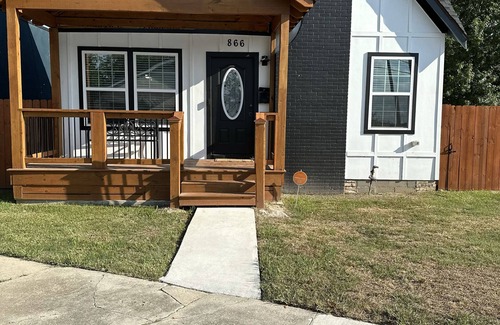 Highlands - Perkins House | Brand New 2 Bedroom Gem 5 Mins from LSU