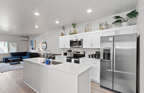 West Central Apartment | Brand New 2BD, 1.5BTH Triplex Unit Near Downtown!