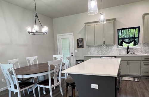 Coweta House | Brand new 3-bedroom, walk to Coweta's Historic Broadway District with WiFi, AC