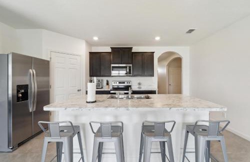 Port Saint Lucie House | Brand New 4-Bedroom House near Disney & Beaches!