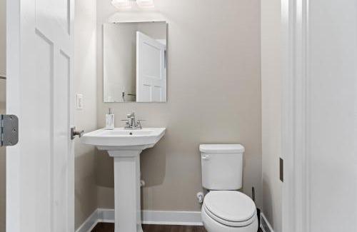 Bayside House | Brand-New 6BR Home Near Ocean City Pools, Gym, Tennis & Bay Access
