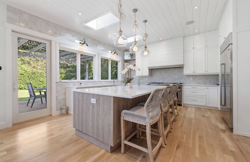 Water Mill House | BRAND NEW 7BR7BA Southampton Estate - Heated Salt Pool, Mins to Beach & Town