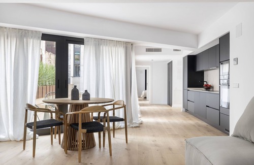 El Born Apartment | Brand new apartment with private terrace in Barcelona