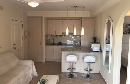 Caserio Los Tarquinos Apartment | Brand new apartment in urb. Mosa Trajectum