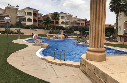 Caserio Los Tarquinos Apartment | Brand new apartment in urb. Mosa Trajectum