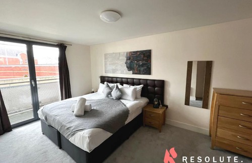 Theatreland Birmingham Apartment | Brand New Arcadian Centre One Bedroom - Balcony - Bullring