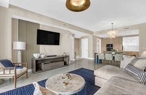 Singer Island Condo | Brand New Beachfront 2 bed/2.5ba Condo in 5 star resort Palm Beach area