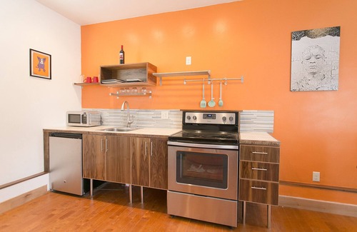 Gardiner Cabin | BRAND NEW, CENTRALLY LOCATED ONE BLOCK FROM YELLOWSTONE NP.