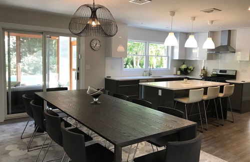 Northwest Harbor House | Brand New Contemporary Beauty In East Hampton, NY