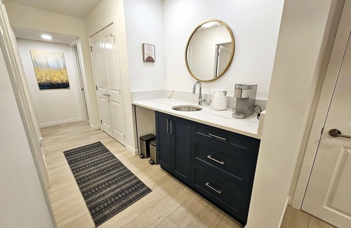 Colwood House | Brand New, Cozy, Quiet, Clean Basement Suite @ Royal Bay Close to Golf Courses