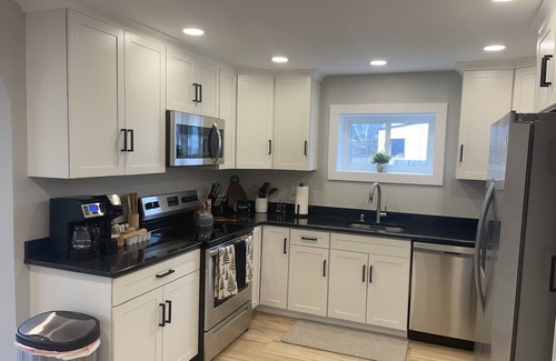 Mount Marion House | Brand new cozy, quiet interior, located in Village of Saugerties 3 mins to HITS