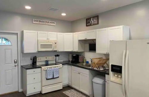 Prescott Apartment | *BRAND NEW* Downtown Apartment