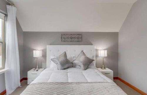 South Boise Village House | Brand New Downtown Modern 5 Beds, 3 Full Baths Vermont Avenue, Boise