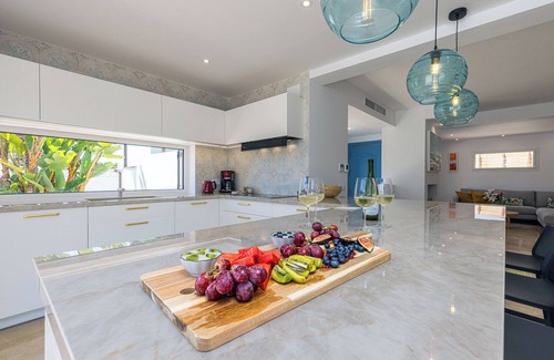 Mijas Villa | Brand New Lux Villa & Guest House, Sea & Mtn. Views, Heated Pool, Walk to Beach