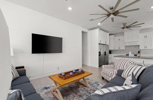 Laguna Beach Estates House | Brand NEW Expansive Coastal Home w/Custom Furnishings Sleeps 15