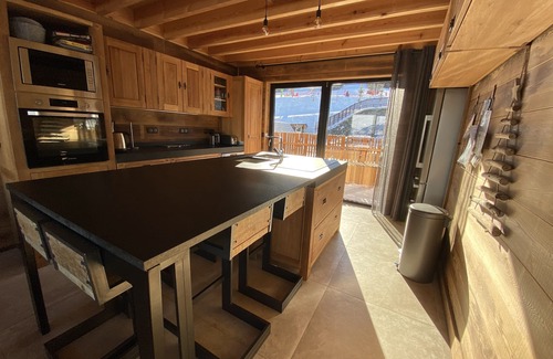 Bellentre Ski Chalet | Brand new Chalet La Plagne-Les Coches with superb views of Mont Blanc