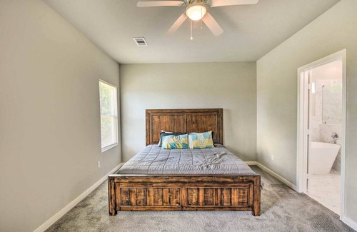 Texas City House | Brand New! Fully Furnished Texas City Home