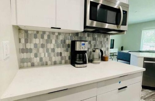 Ridge Wood Heights House | Brand NEW HOME 5.8mi away from Siesta key Beach