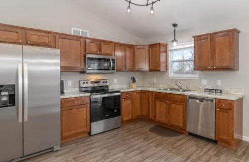 Hamilton House | BRAND NEW Home away from Home among the Nook