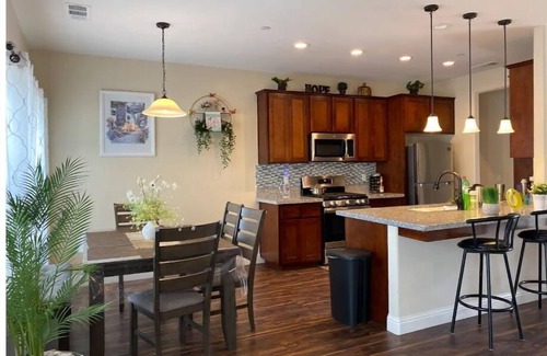 Visalia House | Brand New Home Close to Sequoia/w Tub & Games