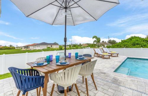Burnt Store House | Brand New Home, Heated Pool, Sleeps 8 - Villa Kayo Kosta - Roelens Vacations