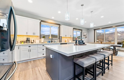 Manson House | Brand-new home with amazing lake views, private hot tub, & game room