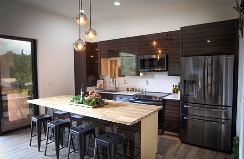 West Sedona House | Brand new home with stunning views close to hiking trails, restaurants and more.