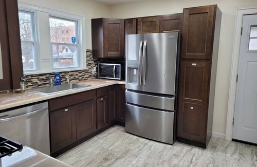 Downtown Buffalo Apartment | Brand new house in downtown with parking