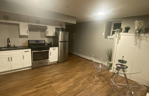 Unionport House | Brand New House, New amenities, Spacious for big Families
