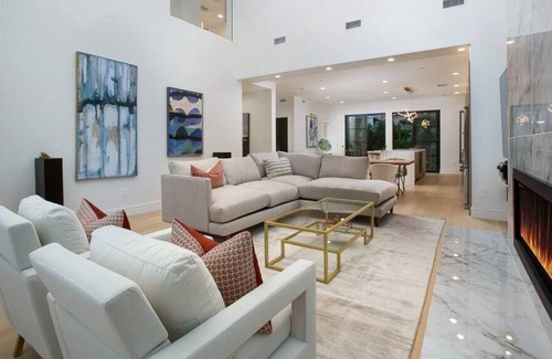 Greater Wilshire - Hancock Park House | Brand new lavish/elegant home! Luxury and style!