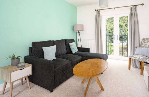Bath Condo | BRAND NEW LISTING! Beautiful modern flat in Weston Village, Bath