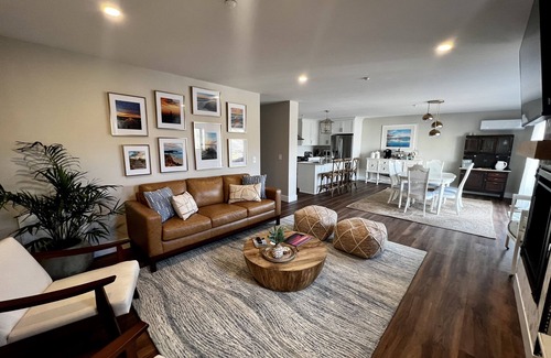 Beulah Apartment | Brand new loft overlooking Crystal Lake with rooftop deck, steps from the beach!
