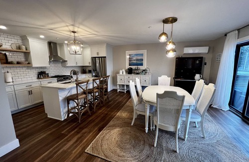 Beulah Apartment | Brand new loft overlooking Crystal Lake with rooftop deck, steps from the beach!