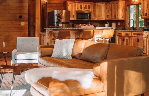 Logan Cabin | Brand New Log Cabin in Logan, OH