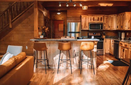 Logan Cabin | Brand New Log Cabin in Logan, OH