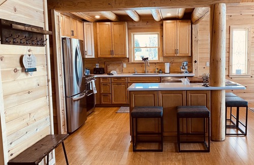 Chester Cabin | Brand New Log Home in Chester Ca, Meadow View