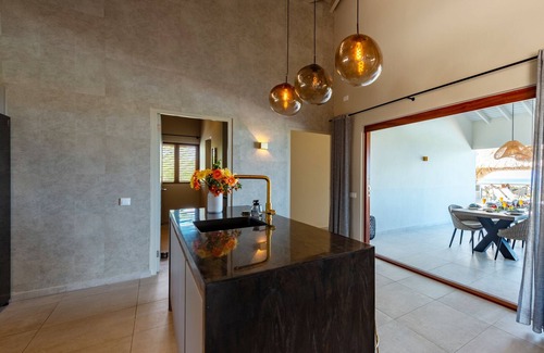 Bisento Villa | Brand new luxurious villa with bay and mountain view