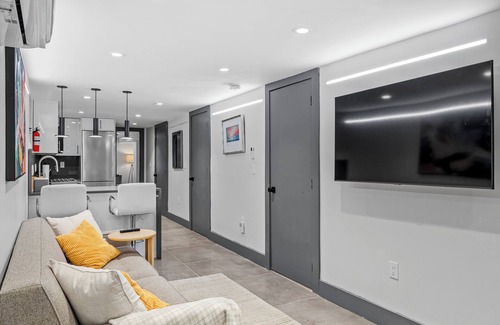 Jersey City Condo | Brand New Luxury 2 Bed 2 Bath w/free parking