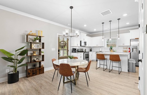 Athens House | Brand-New Luxury Home Near UGA!