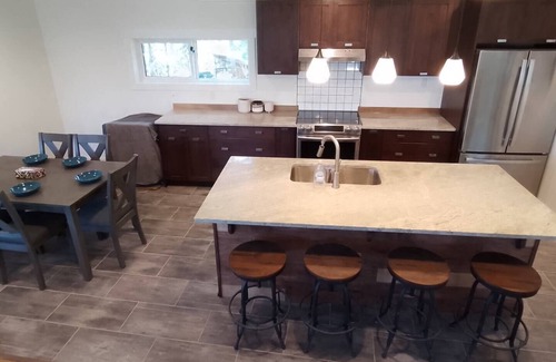 Golden House | Brand new modern lodge in perfect location