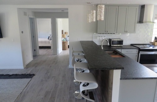Nantucket Apartment | Brand new modern 2 bedroom apartment