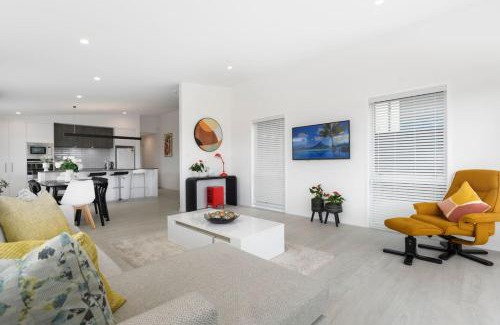 Pyes Pa House | Brand New modern home 3 bedrooms - lakes