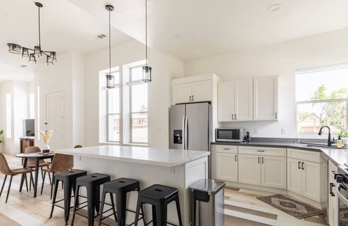 Modesto House | Brand NEW Modern Home Near Hospitals and Downtown