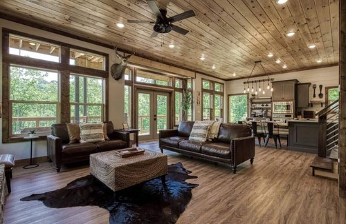 Chalet Village North Cabin | Brand New Modern Mountain Chalet
