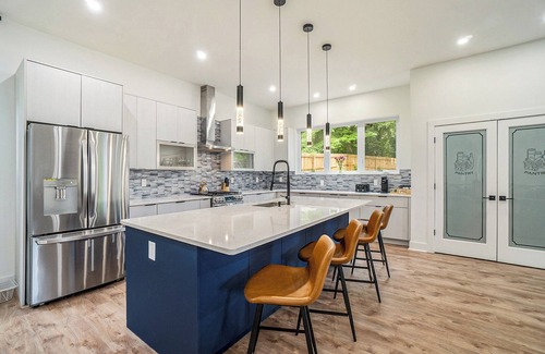 Westview House | BRAND NEW Modern oasis in the heart of Atl! Perfect home for your family vacay